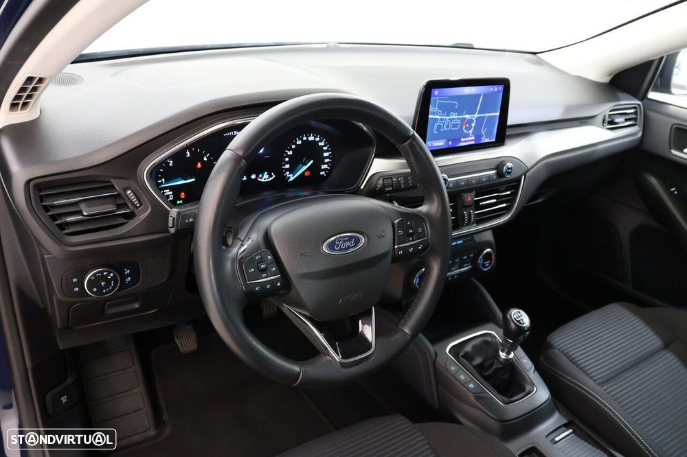 Ford Focus 1.5 TDCi EcoBlue Titanium - 4