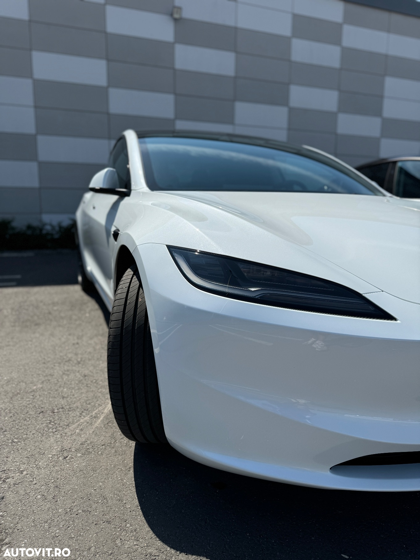 Tesla Model 3 Standard - 3