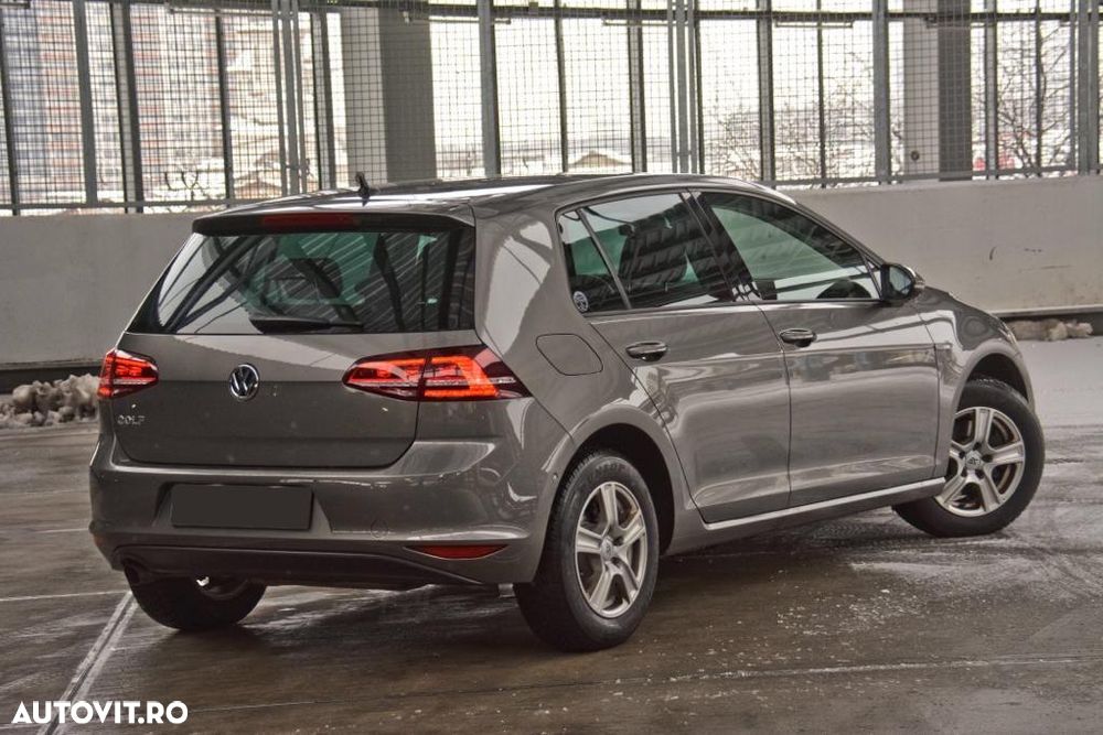 Volkswagen Golf 1.6 BlueTDI DSG Cup - 4