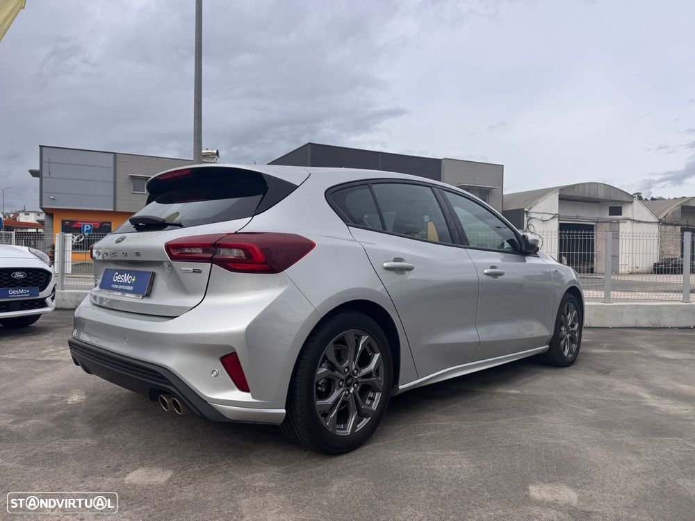 Ford Focus 1.0 EcoBoost MHEV ST-Line - 4
