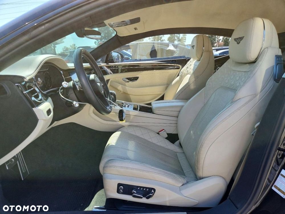 Bentley Continental GT - 7