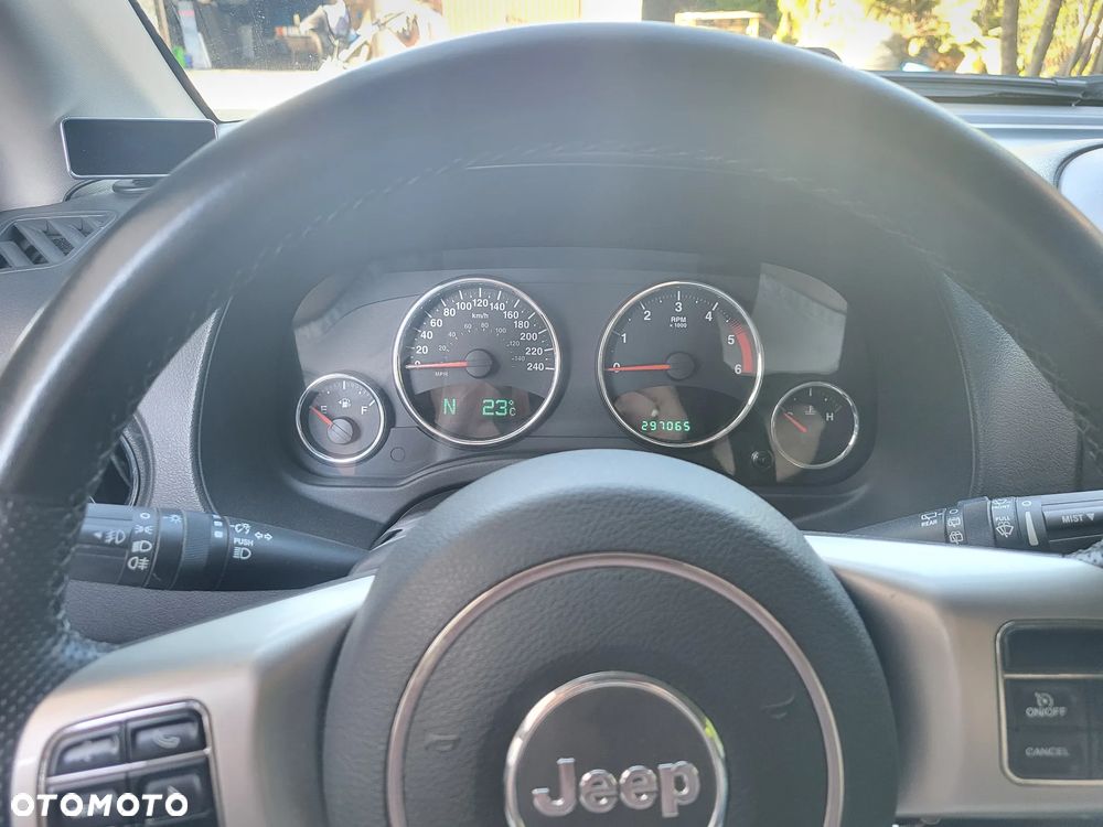 Jeep Compass 2.2 CRD 4x4 Limited - 27