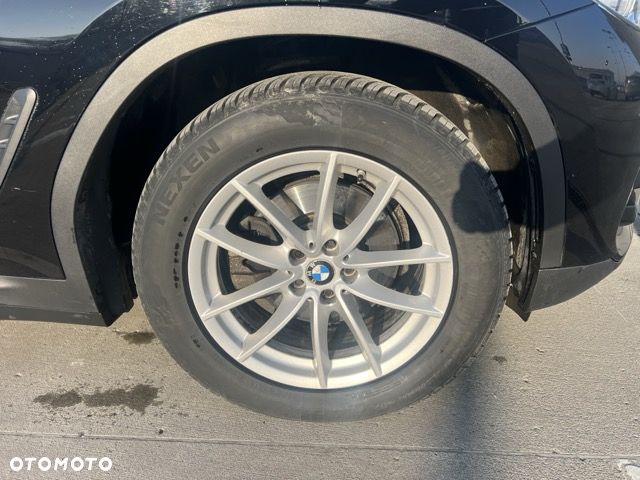BMW X3 xDrive20d Business Edition - 25