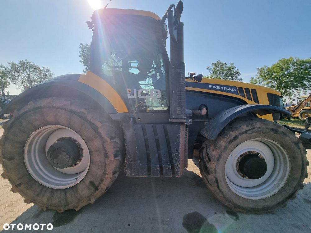 JCB Fastrac 8250 - 8