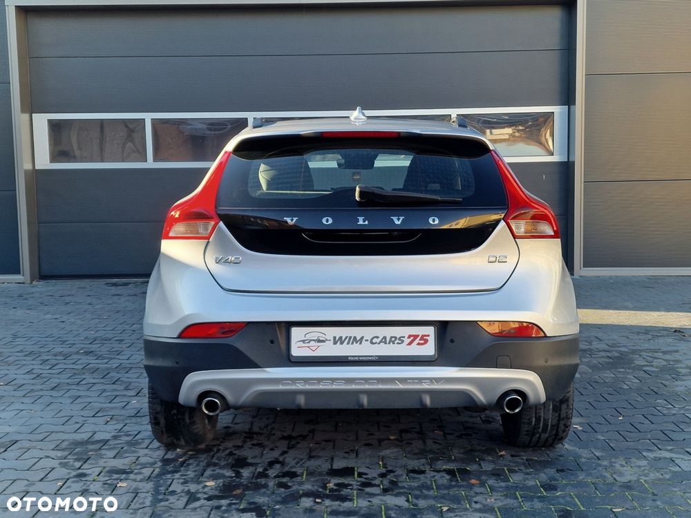 Volvo V40 Cross Country D2 Geartronic Momentum - 10