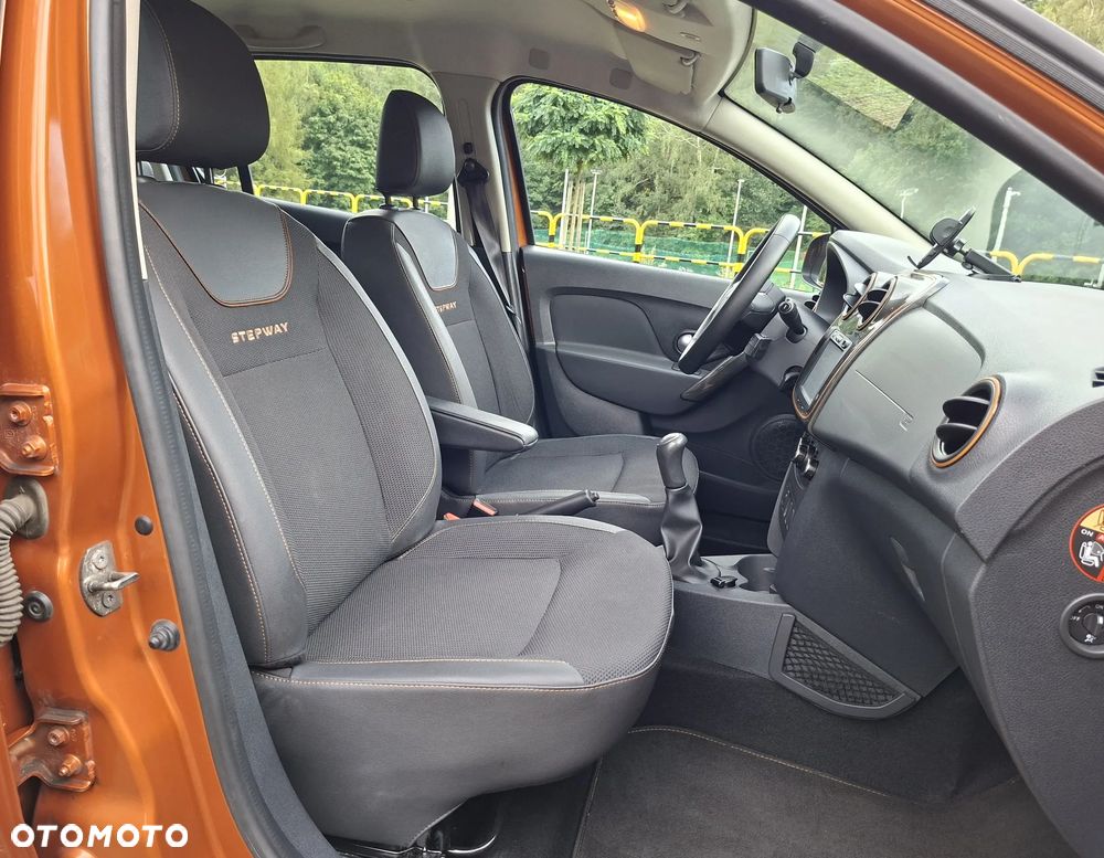 Dacia Sandero Stepway 0.9 TCe Laureate S&S - 15
