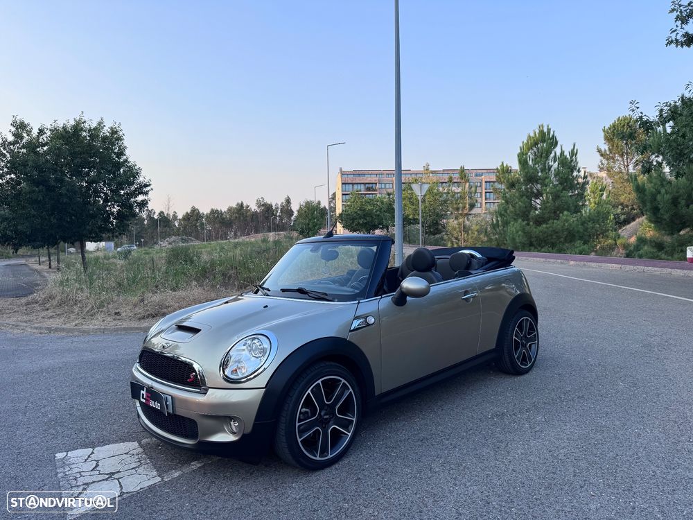 MINI Cabrio Cooper S - 22