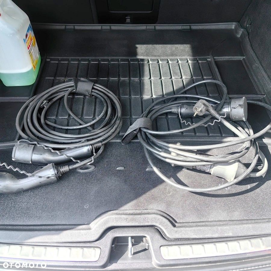 Volvo V60 T6 AWD Recharge Plus Dark - 14