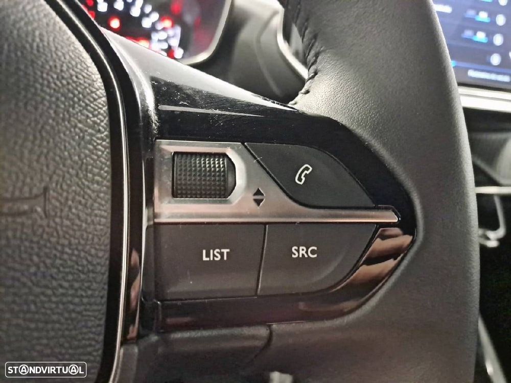 Peugeot 2008 1.2 PureTech Style - 16