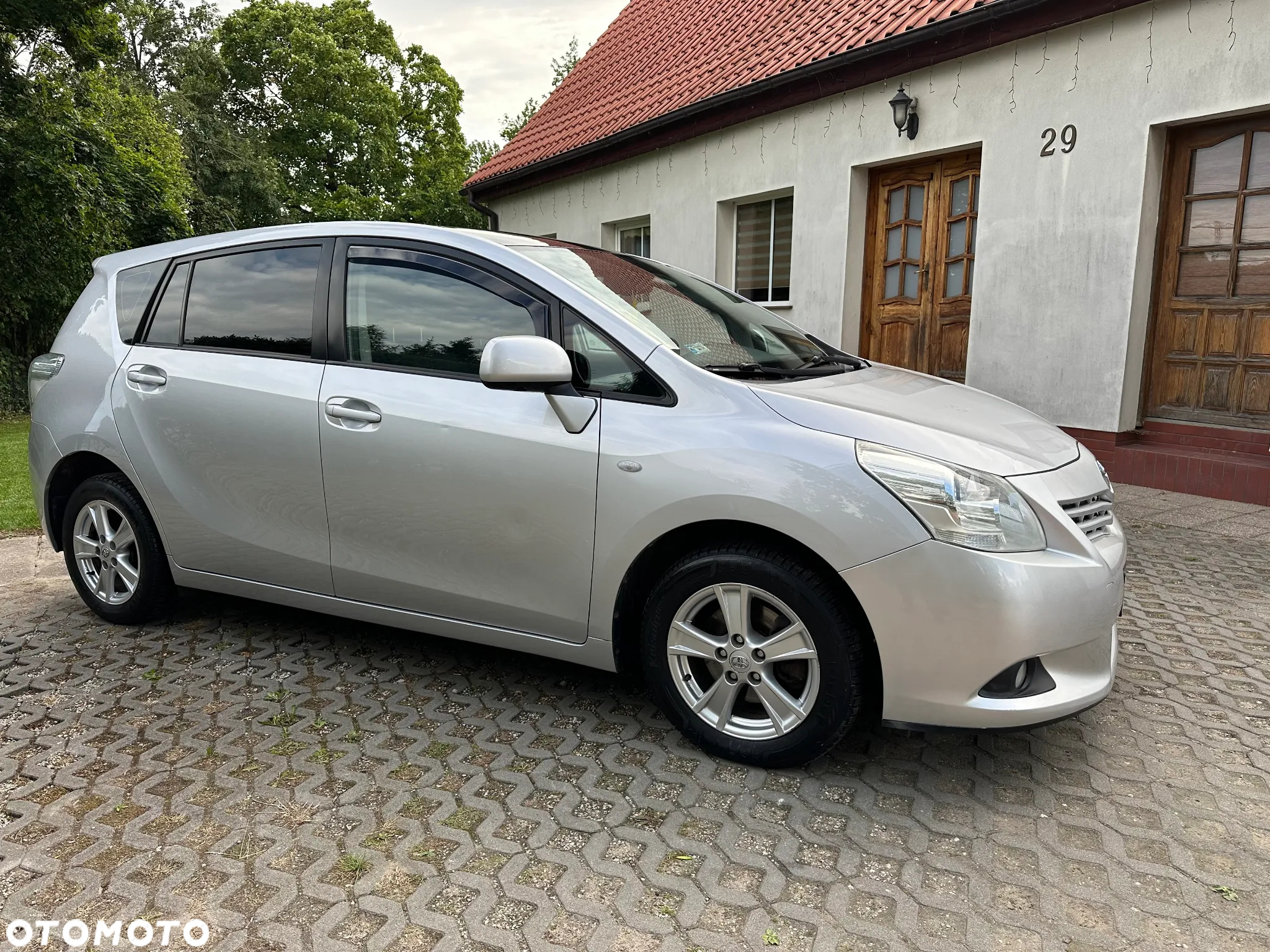 Toyota Verso 2.0 D-4D Luna 7os - 12