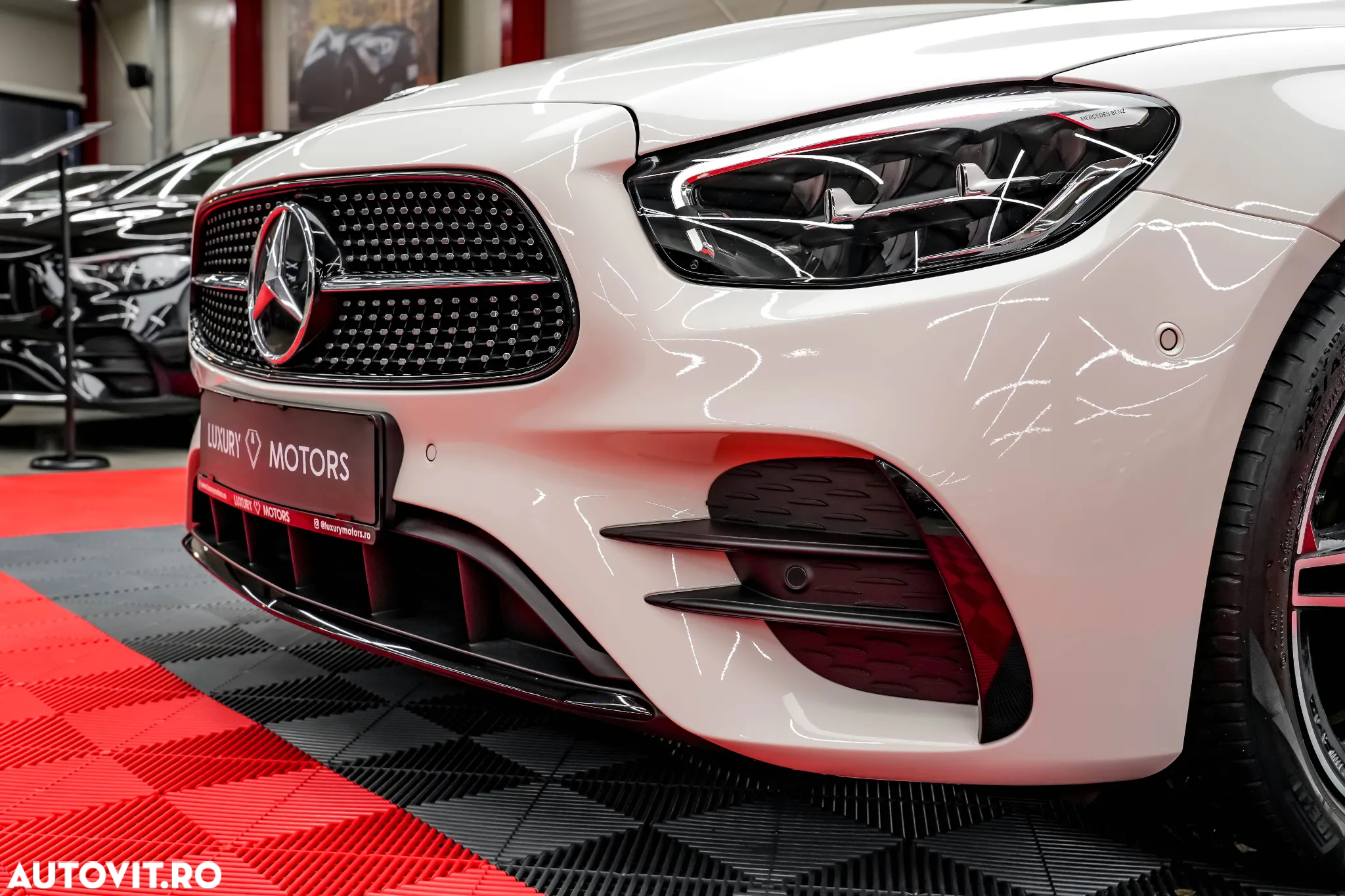 Mercedes-Benz E 300 de 9G-TRONIC AMG Line - 22