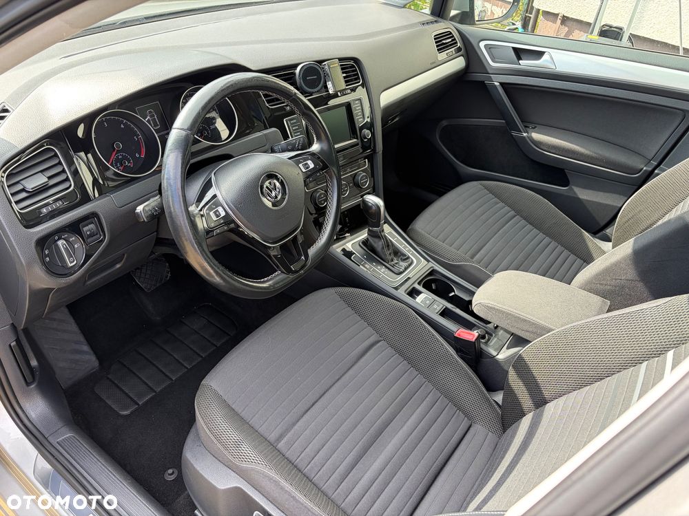 Volkswagen Golf 2.0 BlueTDI DSG Cup - 19