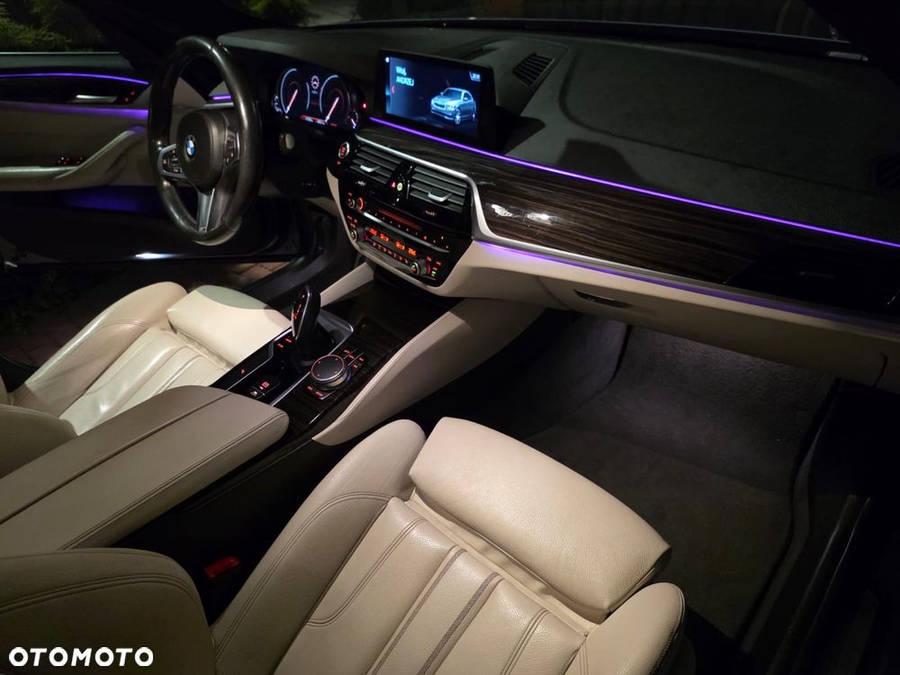 BMW Seria 5 520d xDrive mHEV M Sport sport - 15