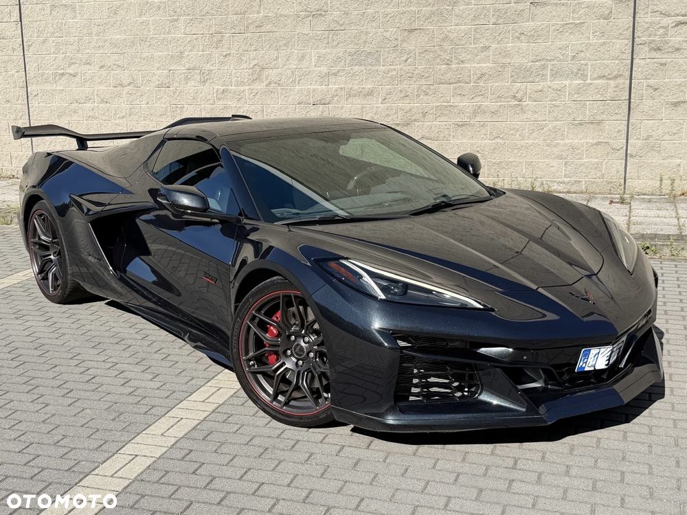 Chevrolet Corvette - 31