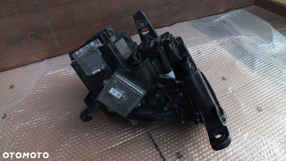 Lampa przednia lewa Bi xenon skrętny Jeep Grand Cherokee SRT Lift 68266657AE - 9