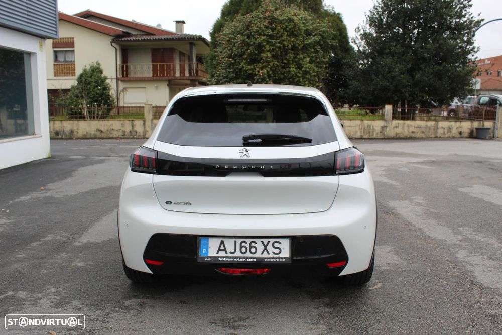 Peugeot e-208 50 kWh Allure - 6