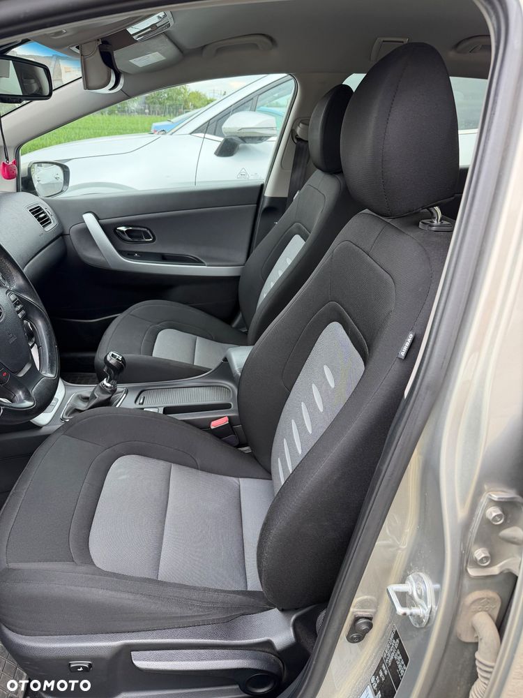 Kia Ceed 1.6 CRDi L - 11