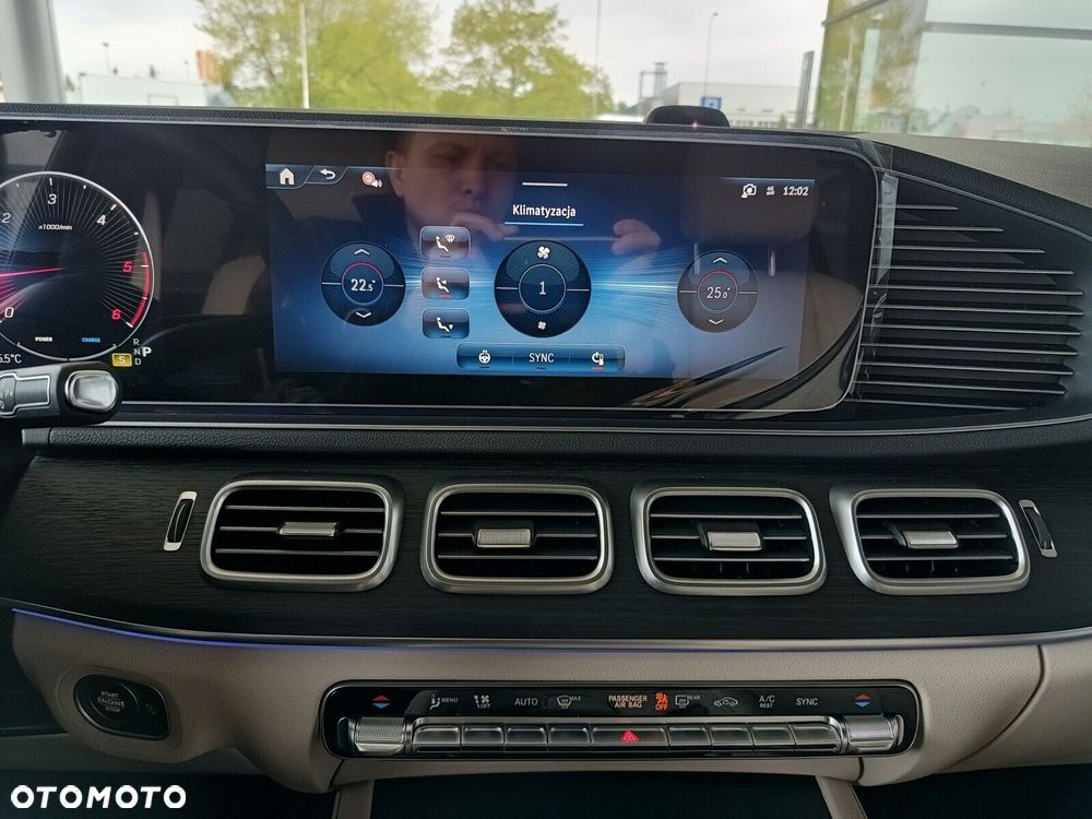 Mercedes-Benz GLE - 22