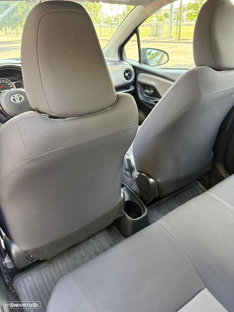 Toyota Yaris 1.0 VVT-i ACtive+AC - 13