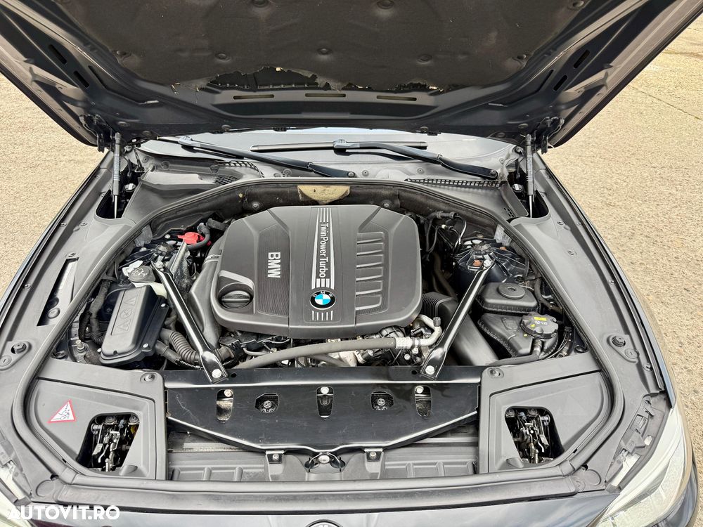 BMW Seria 5 530d xDrive - 8