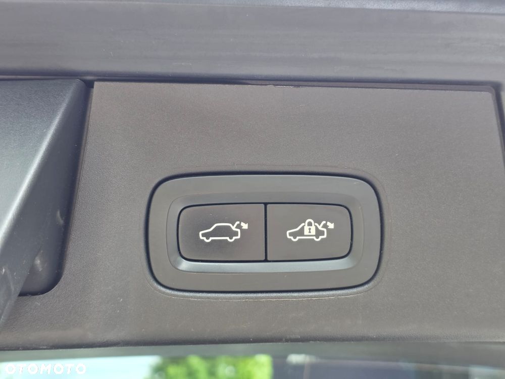 Volvo V90 D5 AWD Inscription - 31
