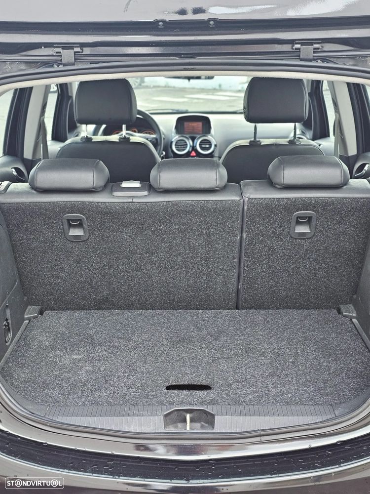 Opel Corsa 1.2 Cosmo - 15