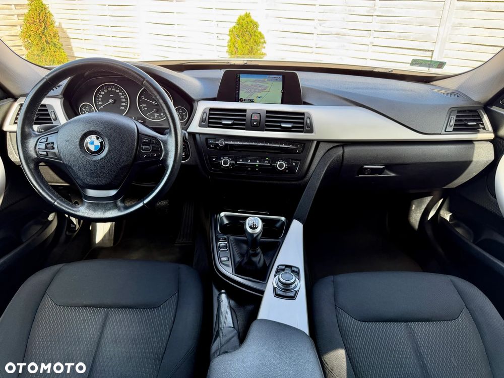 BMW 3GT 318d - 9