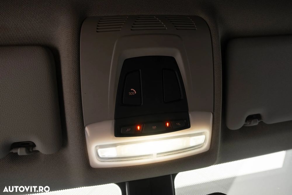 BMW Seria 3 318d Aut. Sport Line - 15