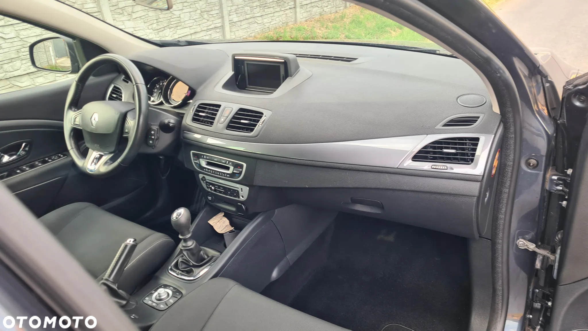 Renault Megane Grandtour ENERGY TCe 115 Start & Stopp LIMITED - 27