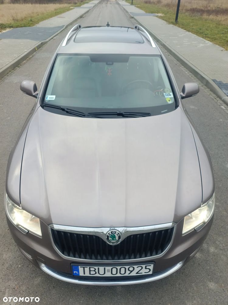 Skoda Superb 2.0 TDI Elegance DSG - 1