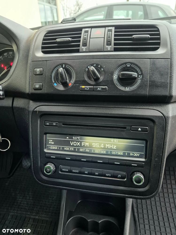 Skoda Fabia 1.2 TSI STYLE EDITION - 21