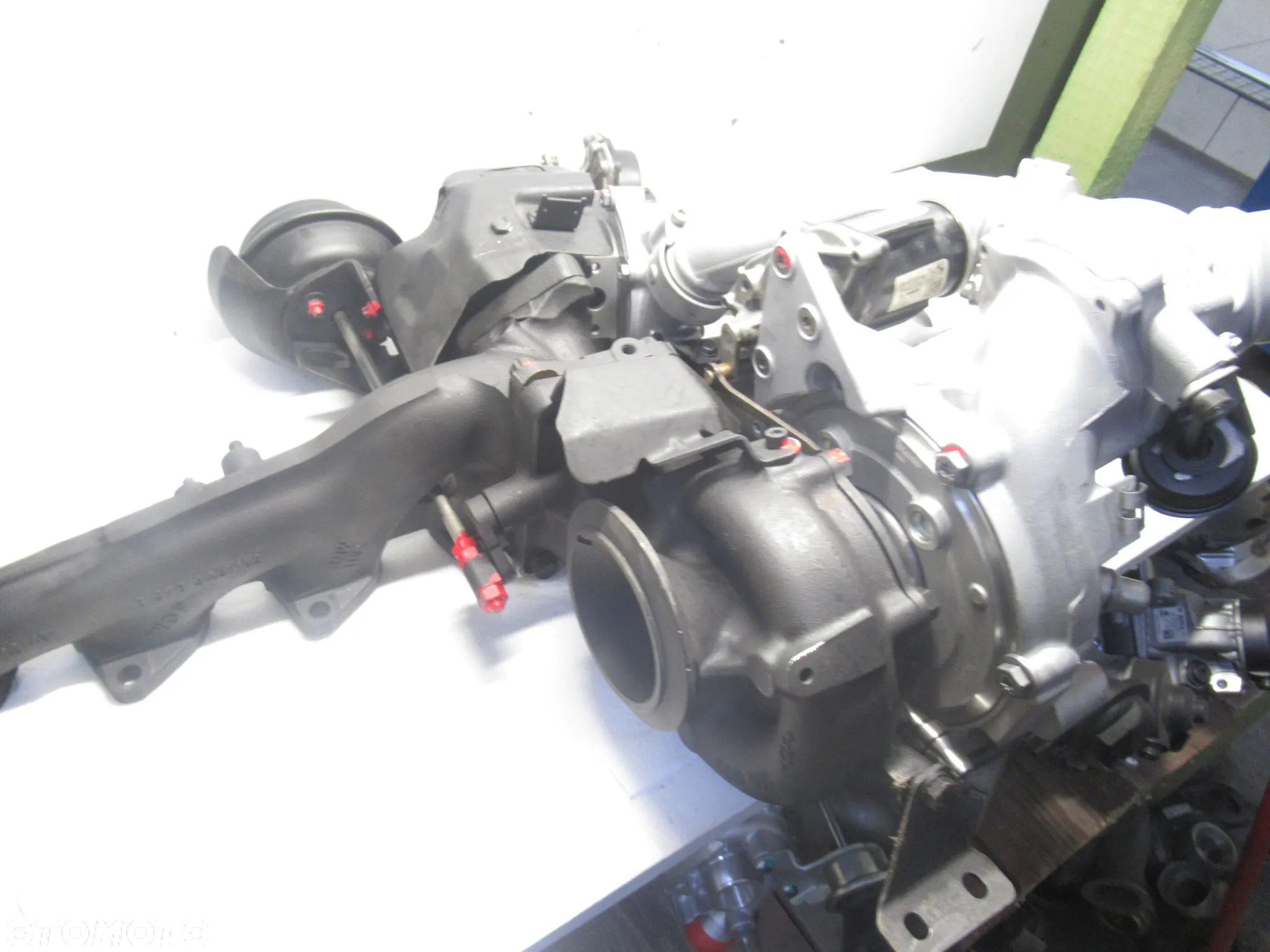 Turbina biturbo BMW 7er X4 840d 3.0 320 KM 18589700007 16389700019 8570242 - 3
