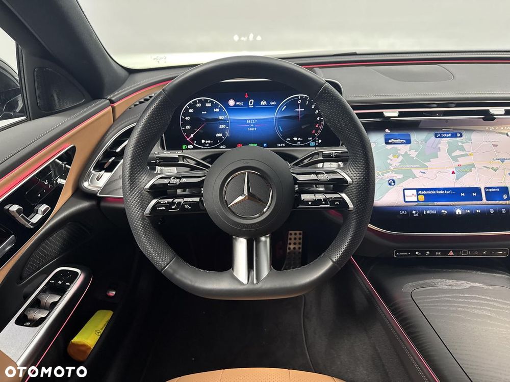 Mercedes-Benz Klasa E 300 de PHEV 4-Matic AMG 9G-Tronic - 23