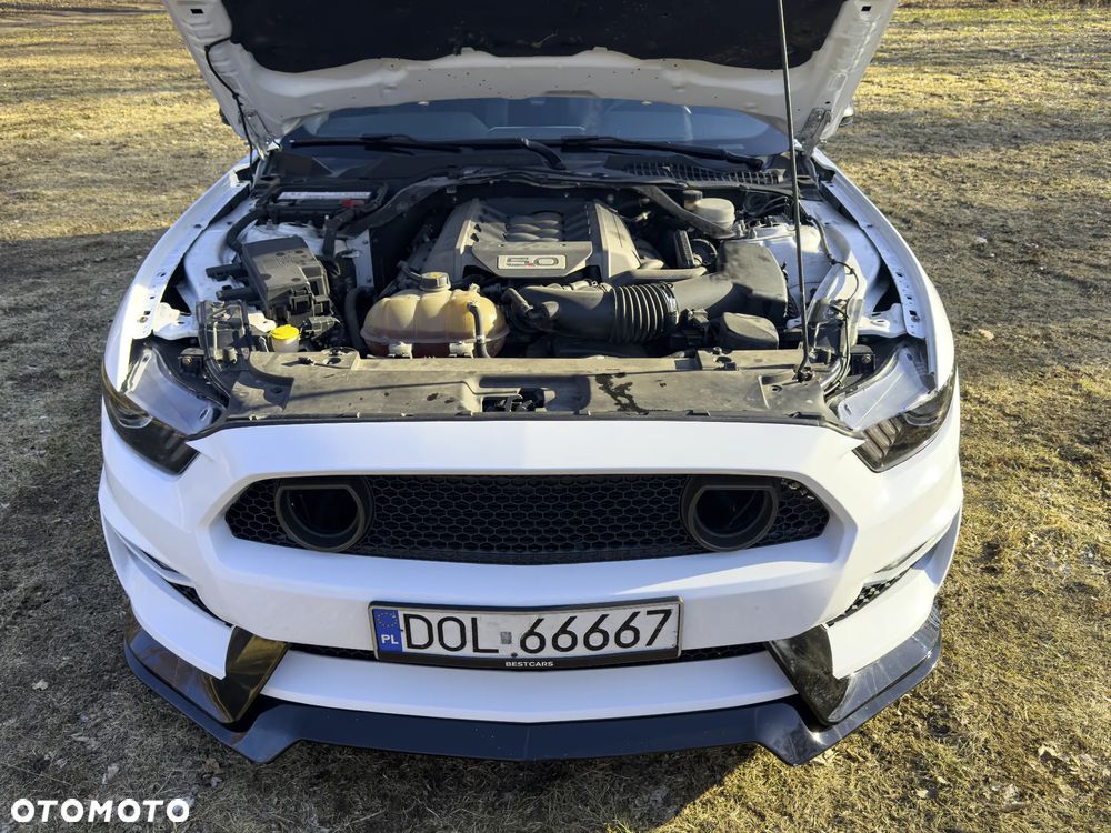 Ford Mustang 5.0 V8 GT - 11