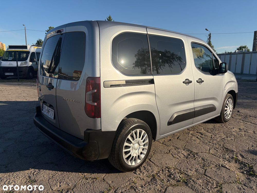 Toyota Proace City Verso 1.5 D-4D Business - 4