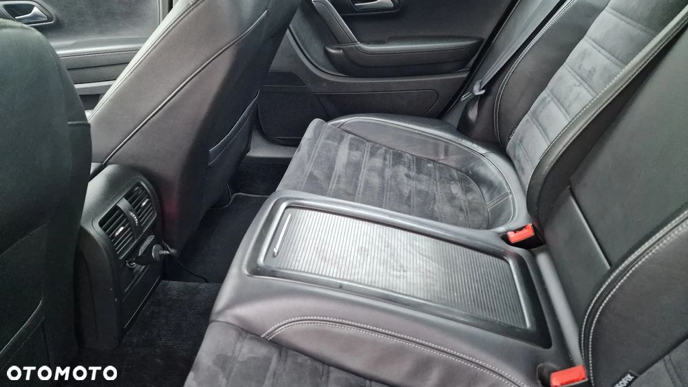 Volkswagen CC 2.0 TDI BlueMotion Technology DSG - 17