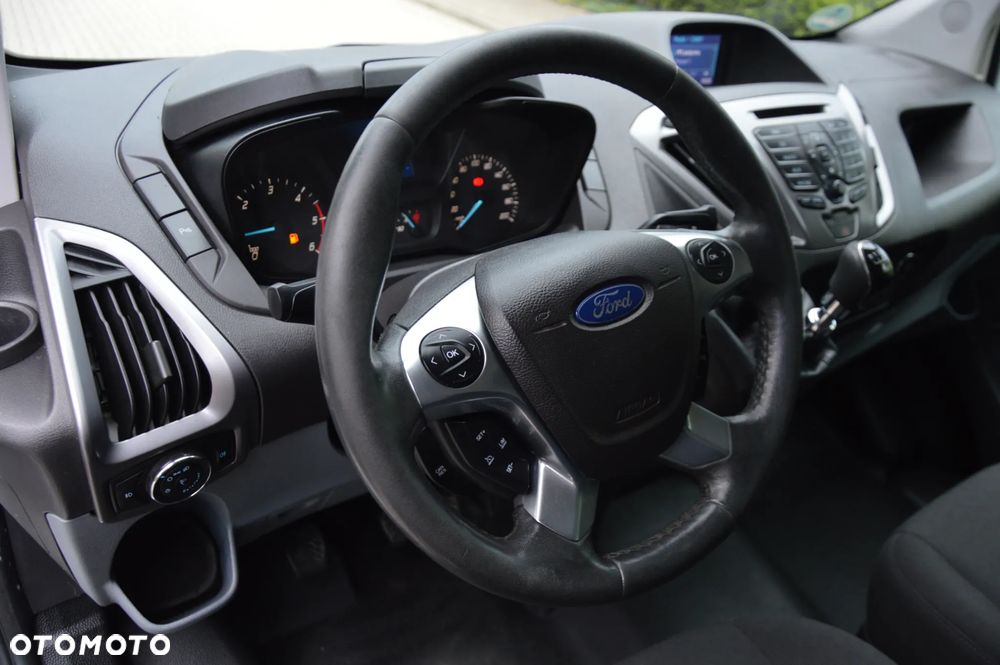 Ford TRANSIT CUSTOM L2H1 - 10