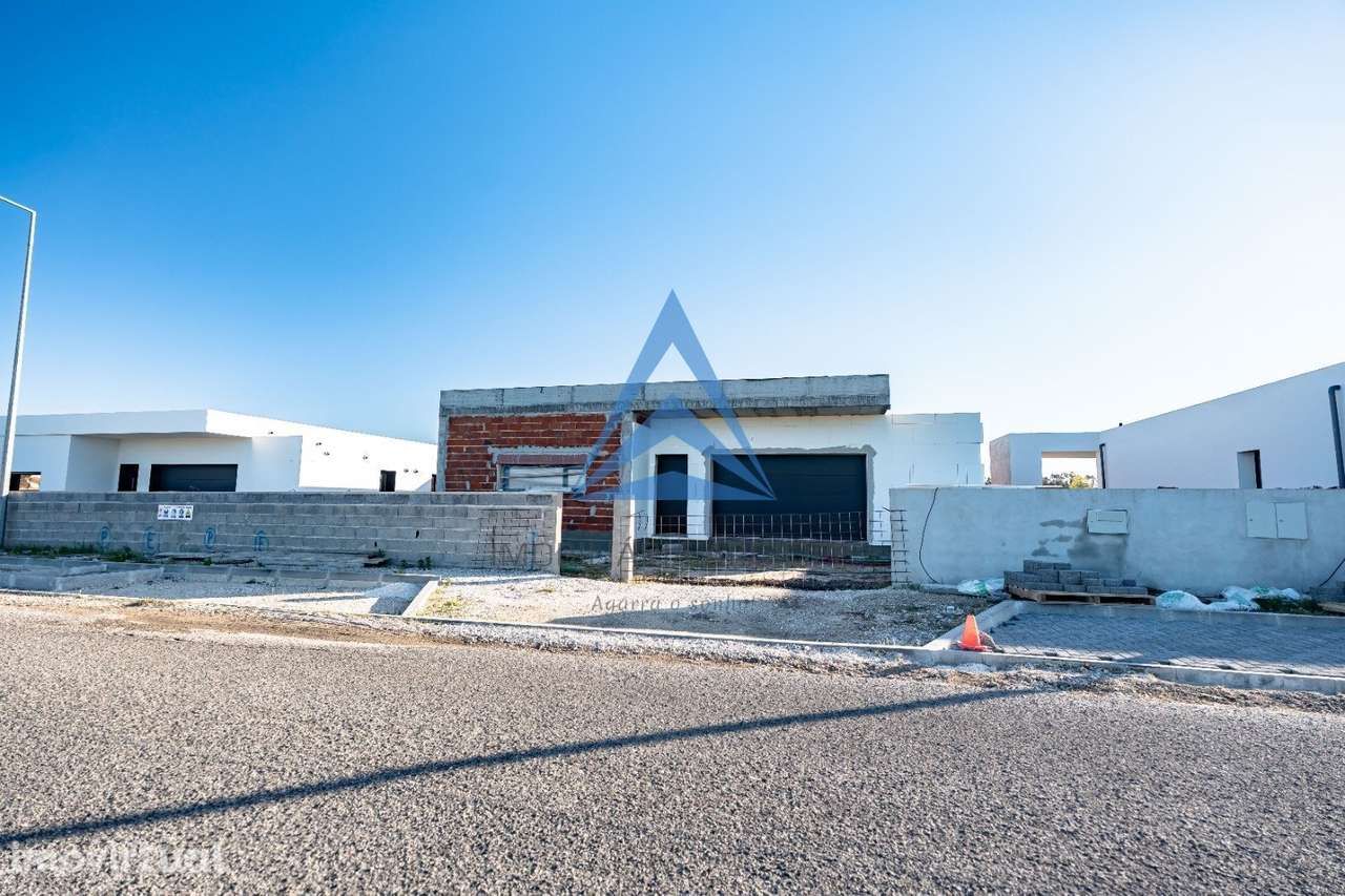 Moradia T4 Térrea - Piscina e Jardim - Grande imagem: 5/60