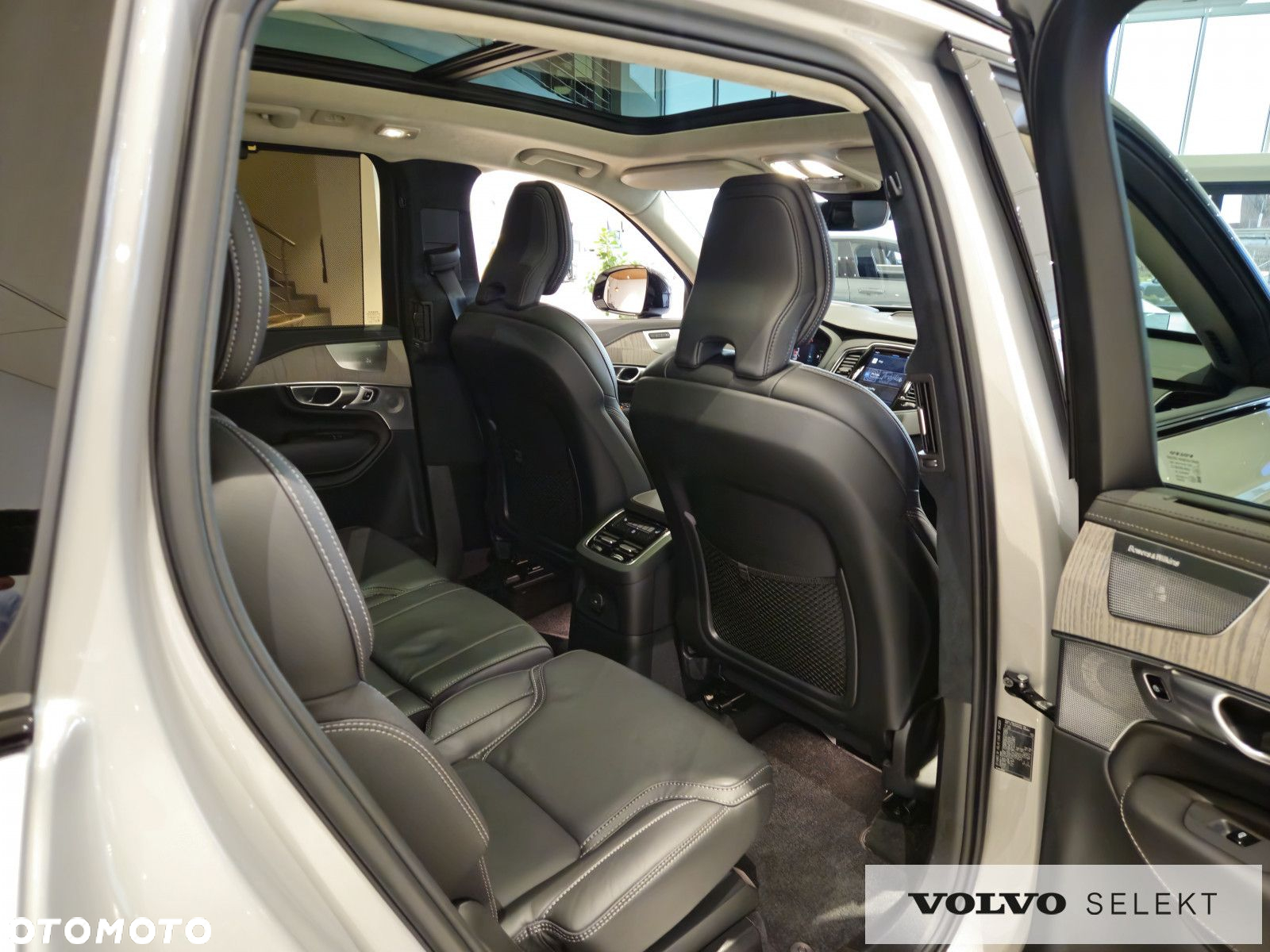 Volvo XC 90 - 31