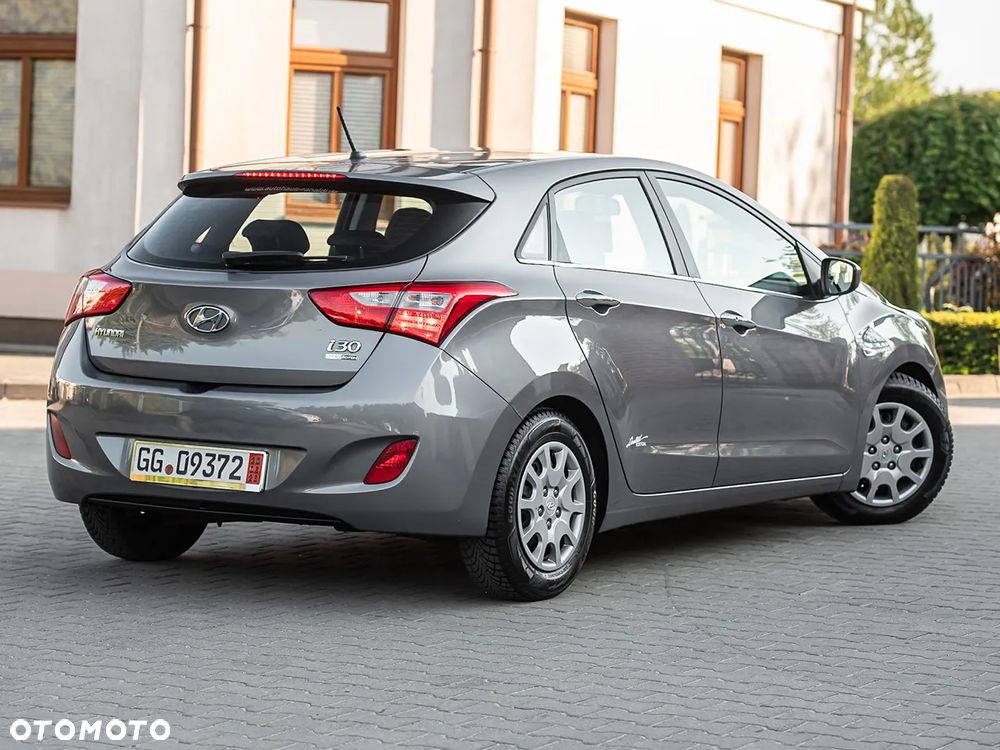 Hyundai i30 1.4 Trend - 13
