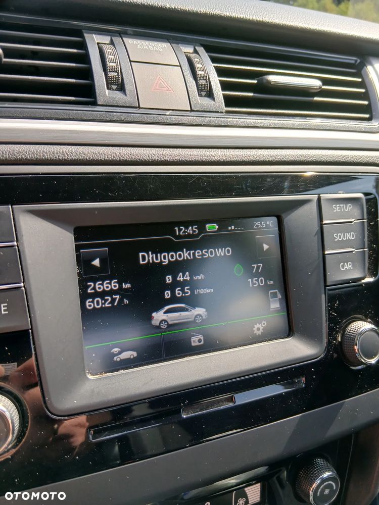 Skoda RAPID 1.2 TSI Ambition - 11