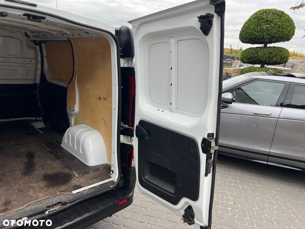 Renault Trafic - 17