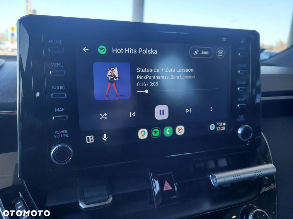 Toyota Corolla 1.8 Hybrid Comfort - 18