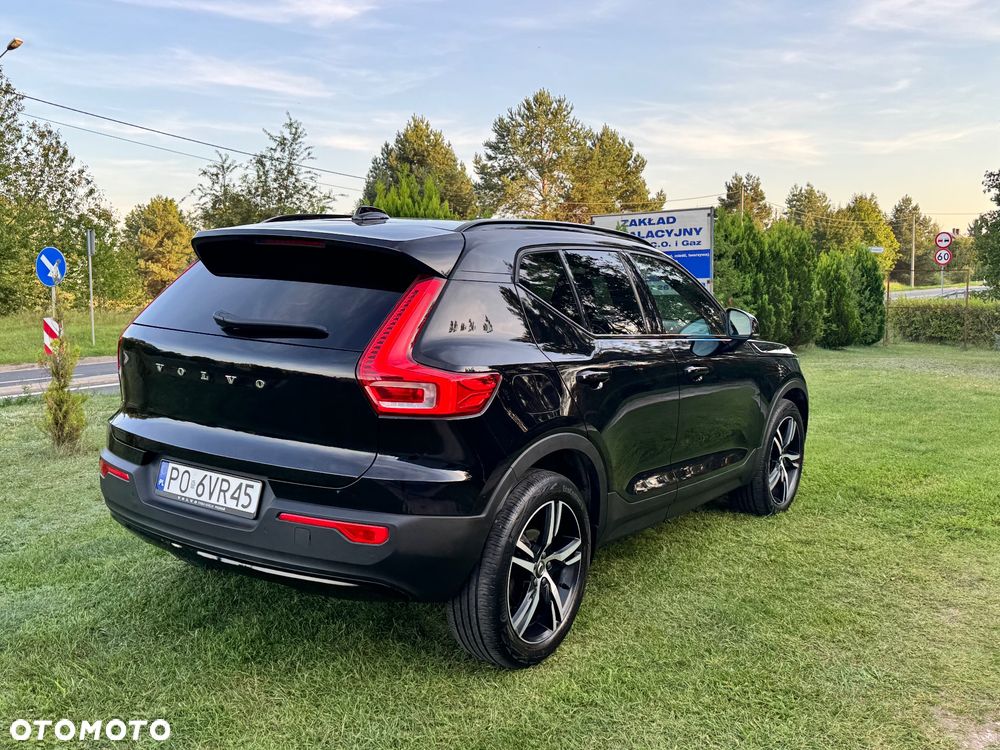 Volvo XC 40 T3 R-Design - 9