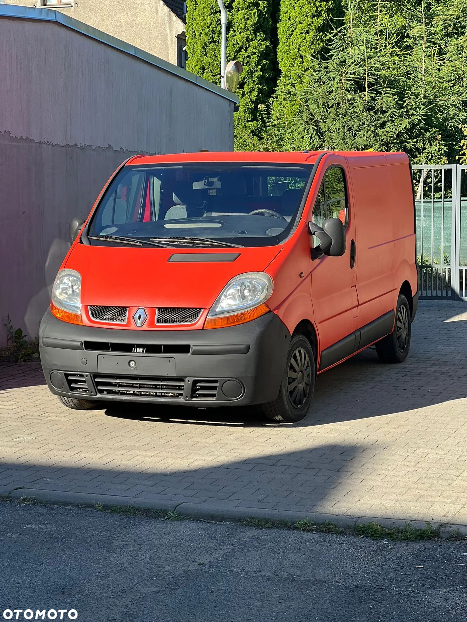 Renault Trafic - 1