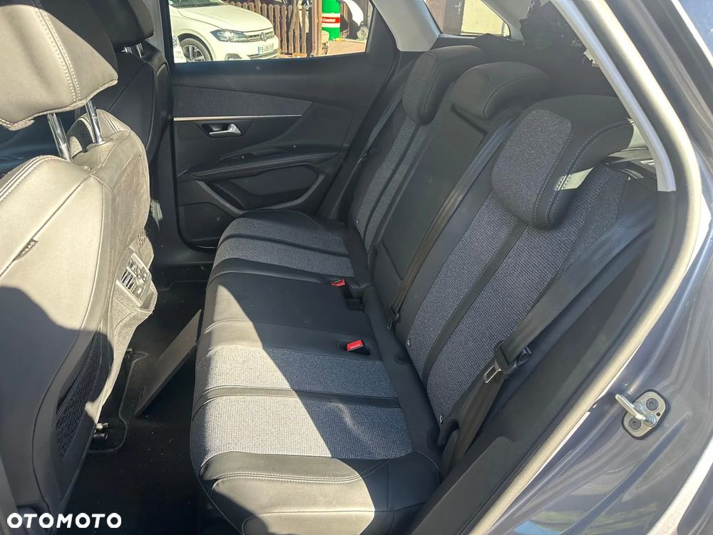 Peugeot 3008 BlueHDi 130 Stop & Start Allure Business-Paket - 21