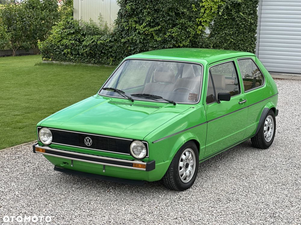 Volkswagen Golf - 4