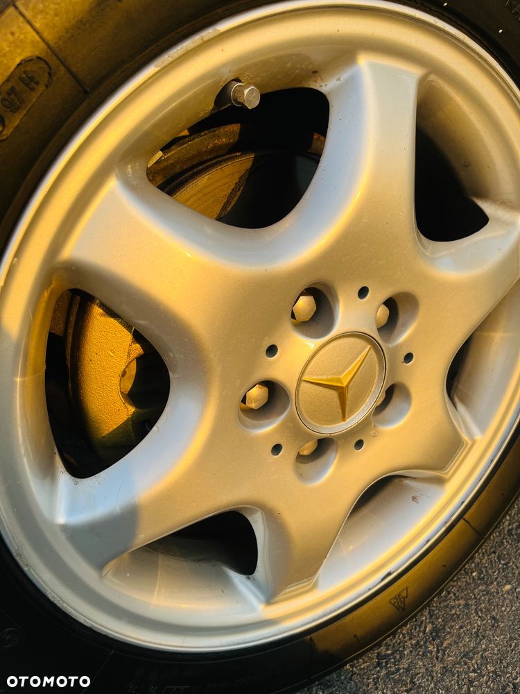 Mercedes-Benz CLK - 8