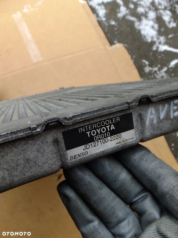 intercooler toyota avensis T25 2,2 D4D 127100-2220 - 2