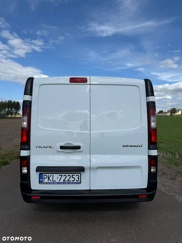 Renault Trafic - 23
